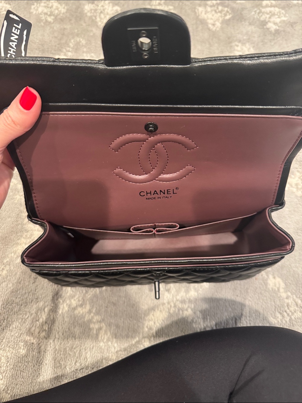CHANEL style black on black small classic flap - Picture 9 of 12